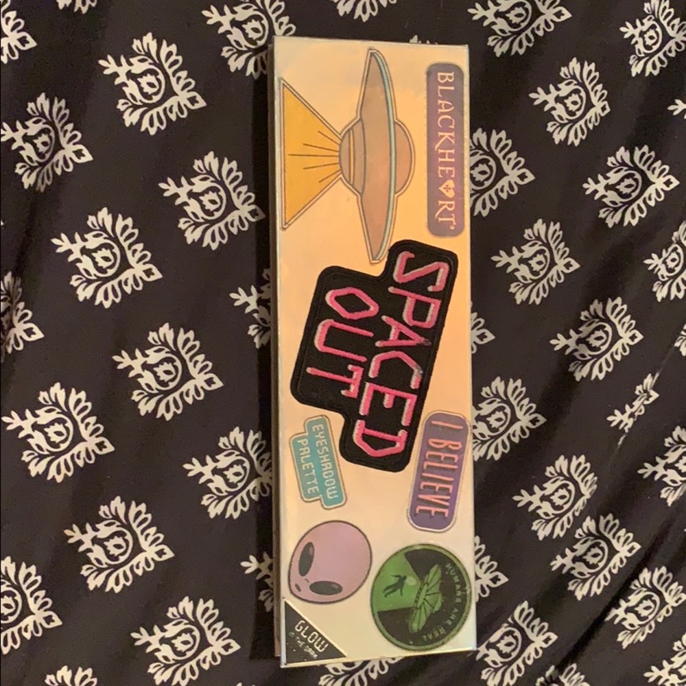 Blackheart XHot Topic Spaced Out Eyeshadow Palette